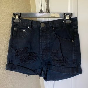 Tobi Black distressed shorts - size 25